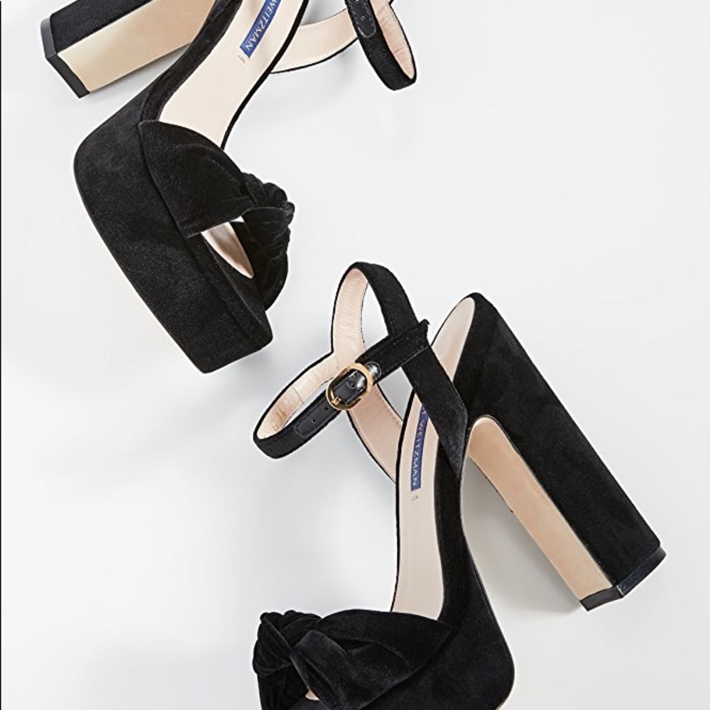 ✨ BRAND NEW ✨ Stuart Weitzman Mirri Sandal!